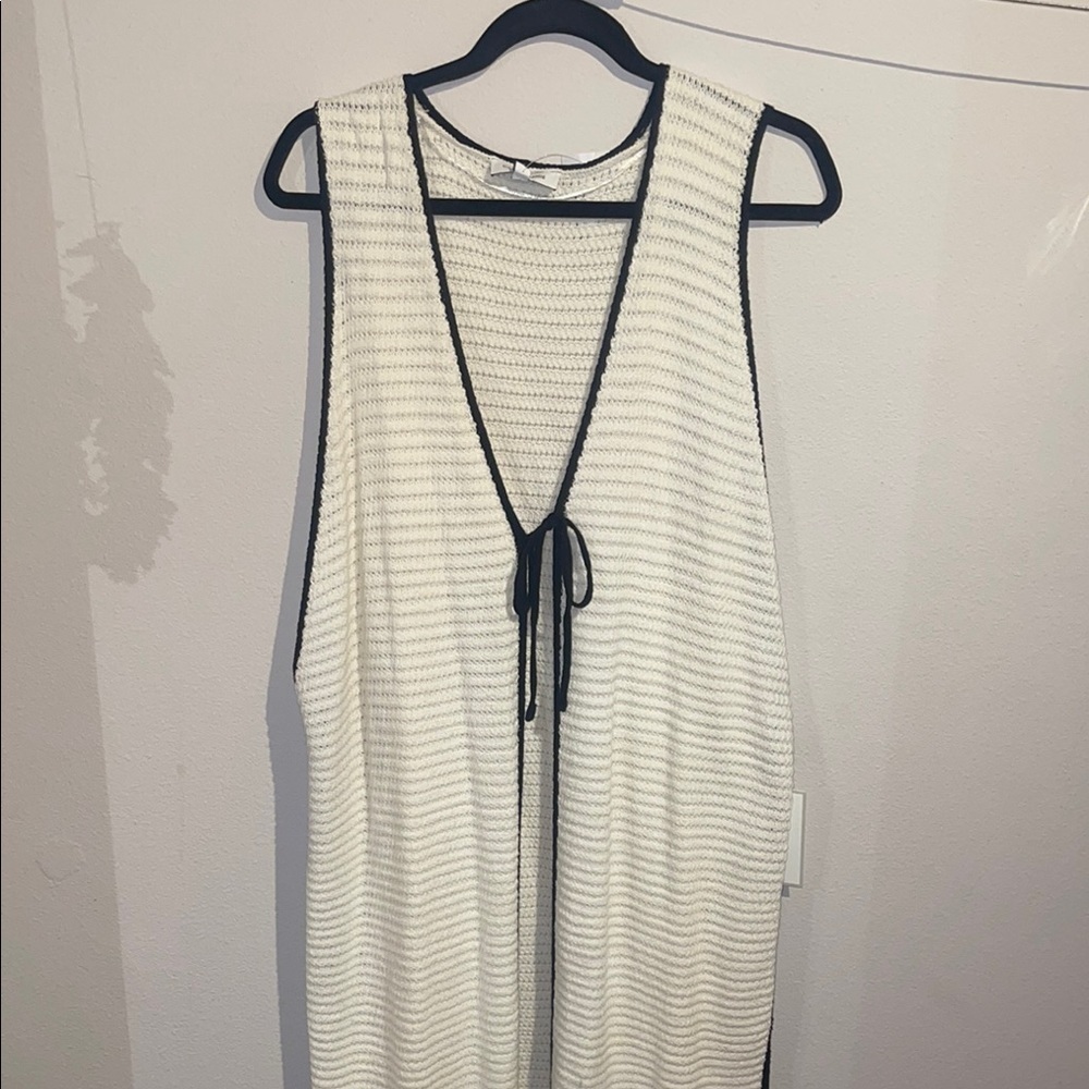 NEW Calligraphie White Sleeveless Knit Duster/Cardigan with Black Trim Size XL